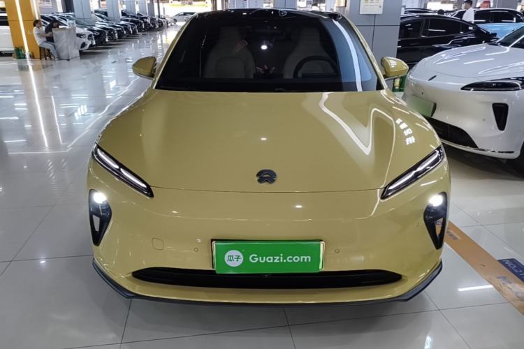 NIO ET5 2022 — 2