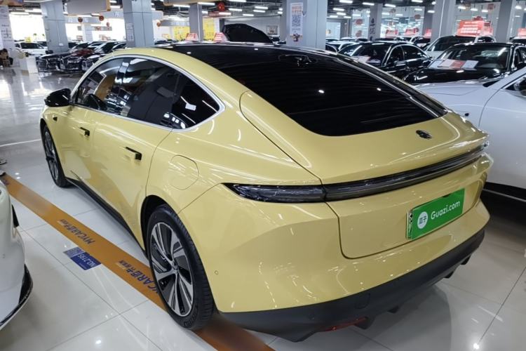 NIO ET5 2022 — 4