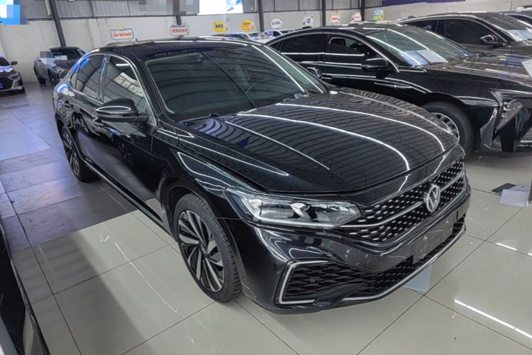 Volkswagen Passat 2022 — 3