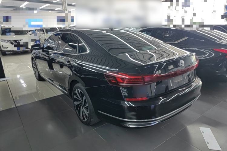 Volkswagen Passat 2022 — 4