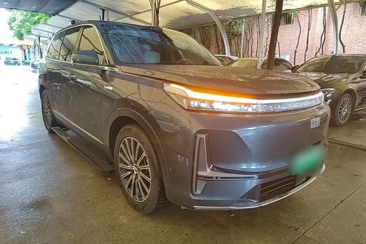 Geely Galaxy M9 2025 — 3
