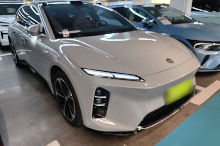 NIO ET5T 2025 — 3