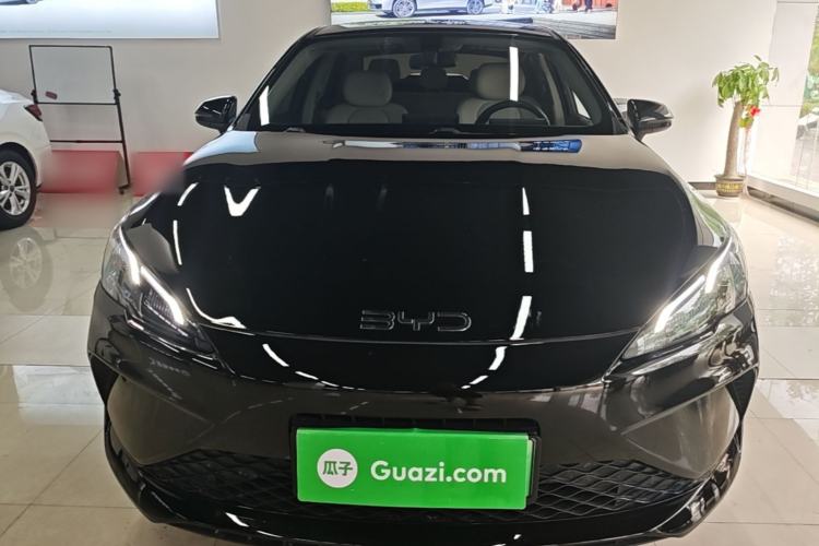 BYD Seal 05 DM-i 2025 — фото 2