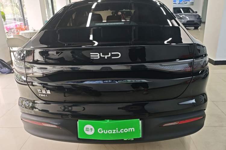 BYD Seal 05 DM-i 2025 — фото 5