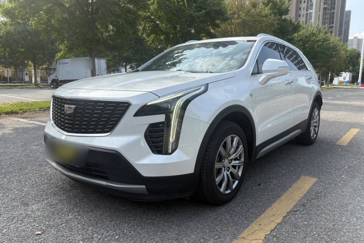 Cadillac XT4 2020 — фото 3