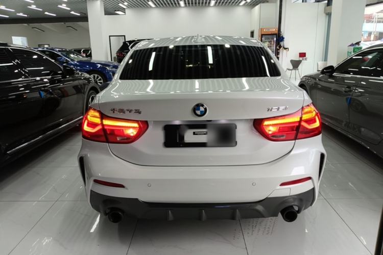 BMW 125i 2022 — 5