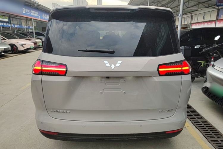 Wuling Starlight 730 2025 — 5