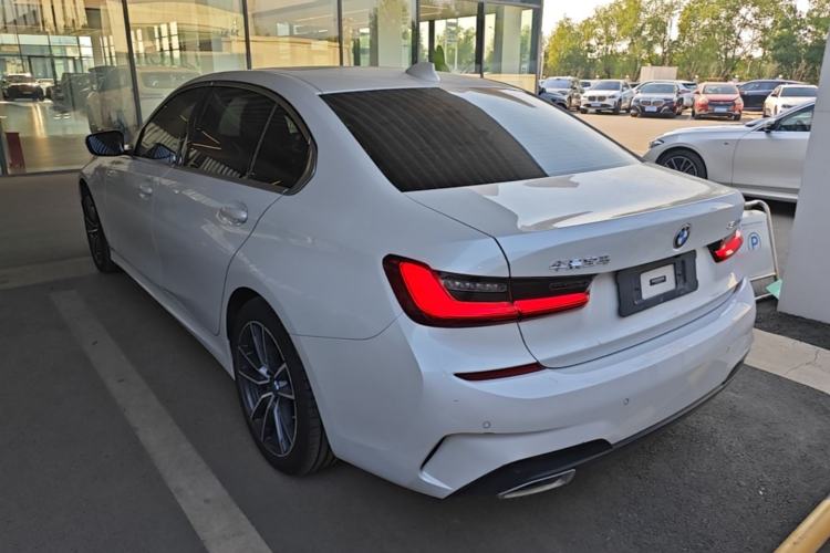 BMW 320Li 2021 — 4
