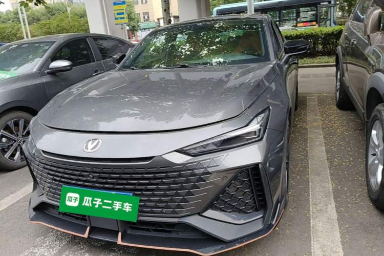 ChangAn uni v 2023 — 2