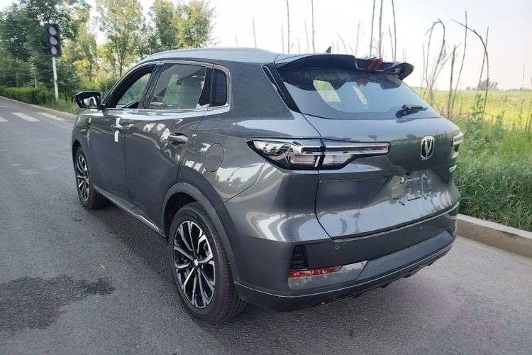ChangAn CS55 Plus 2025 — 4