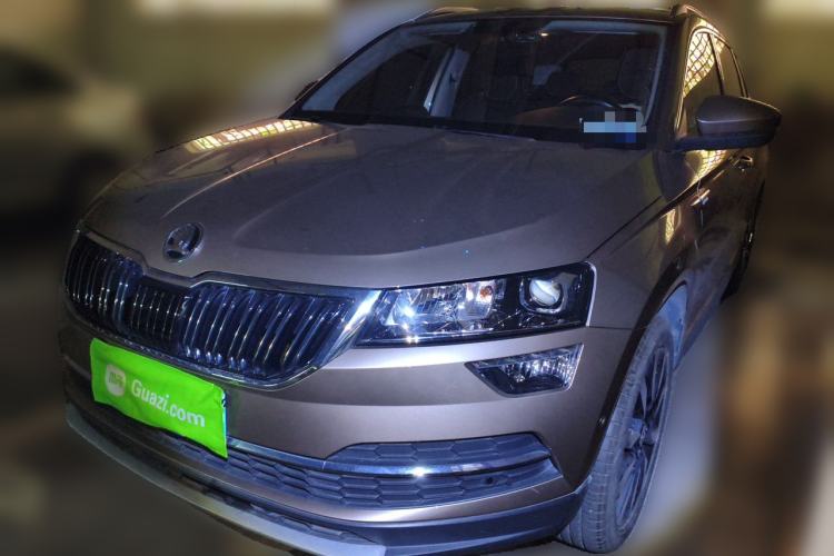 Skoda Karoq 2021 — фото 1