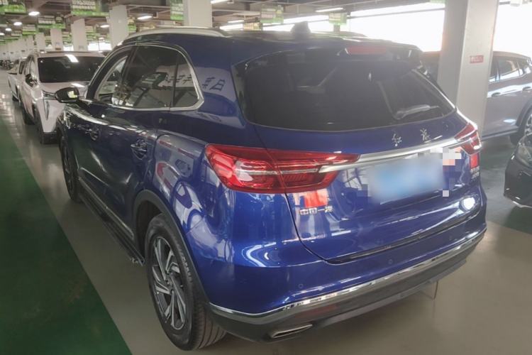 Hongqi HS5 2022 — 4