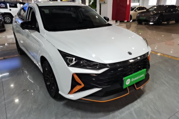 DongFeng Aeolus Yixuan 2024 — 3