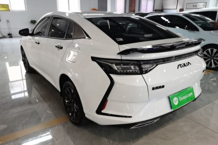 DongFeng Aeolus Yixuan 2024 — 4