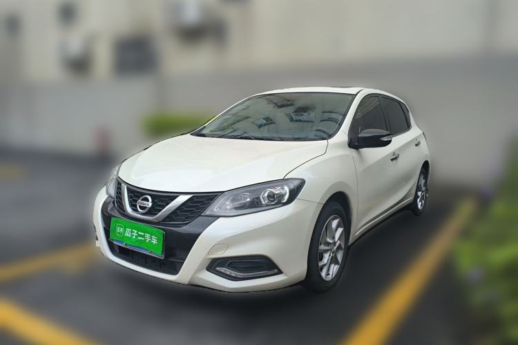 Nissan Tiida 2021 — фото 1