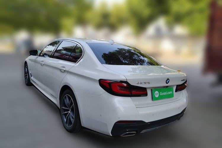 BMW 525Li 2021 — 4