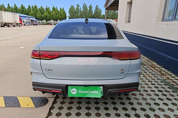 BYD Qin L 2025 — 5