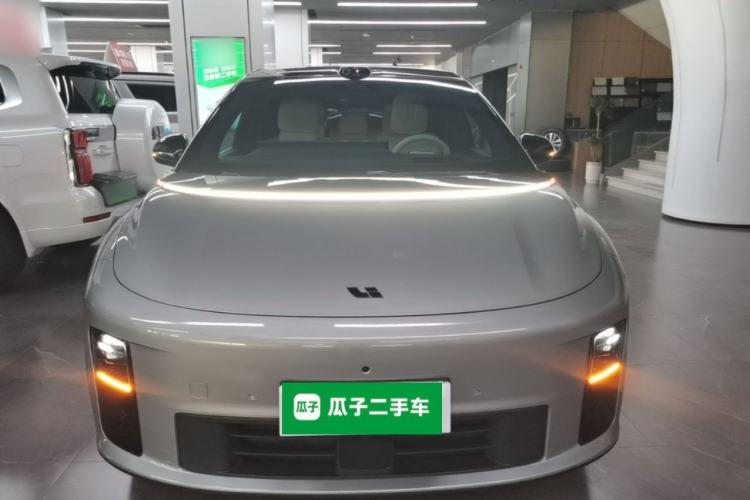 Li Auto i6 2025 — 2