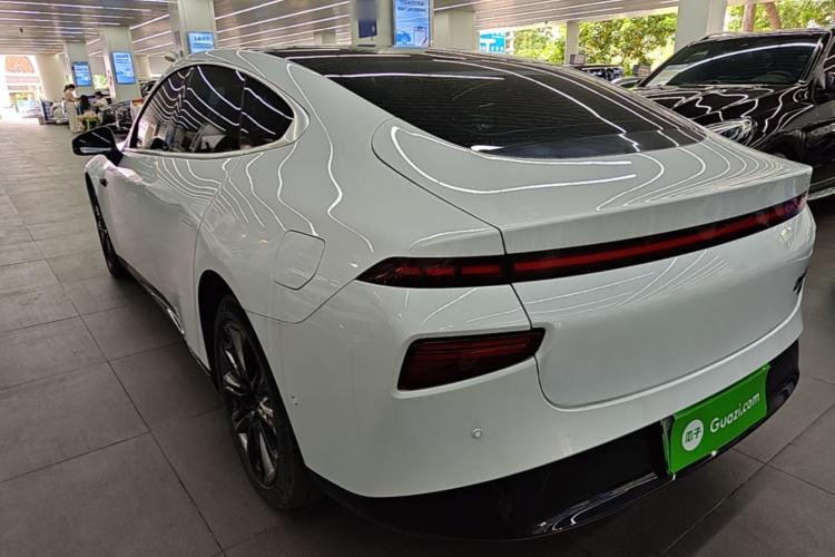 XPeng P7 2022 — 4