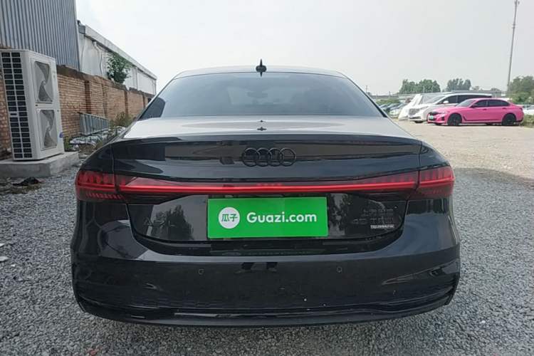 Audi A7L 2024 — 5