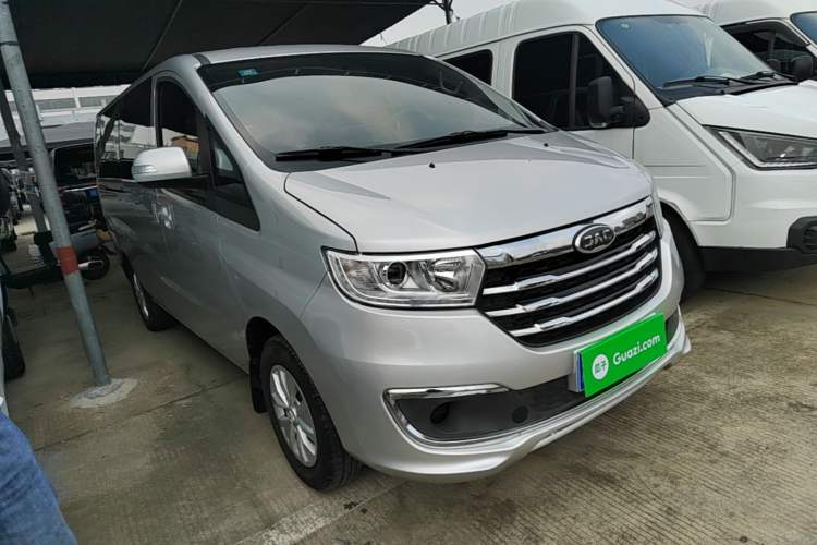 JAC Refine M3 2022 — 3