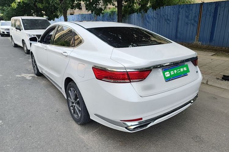 Geely Emgrand GT 2021 — 4