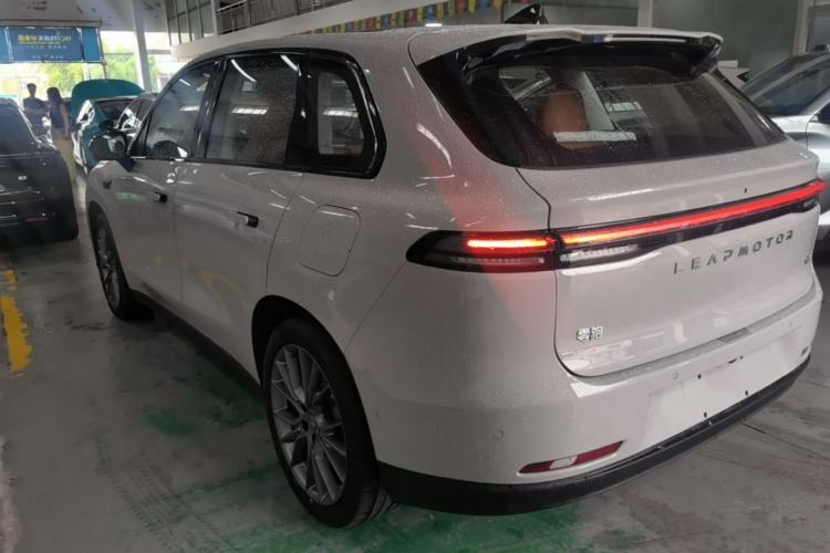 Leapmotor C10 2026 — 4