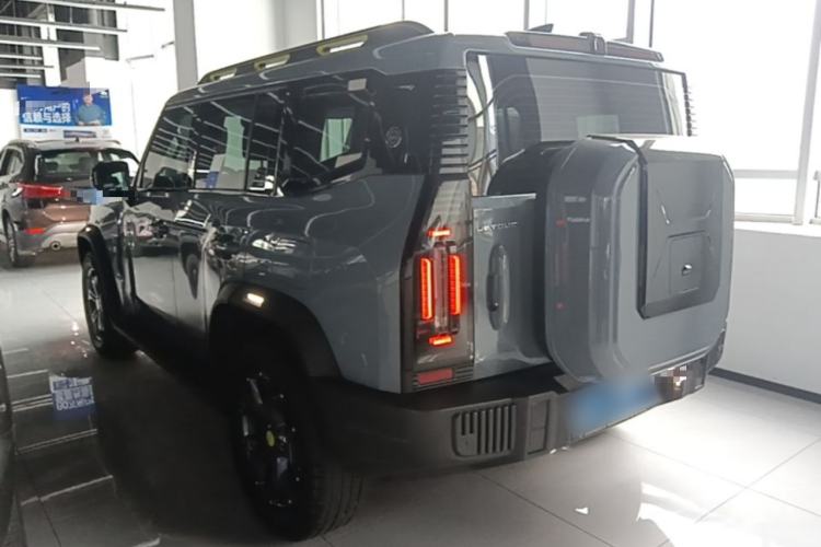 Jetour Traveler 2023 — 4
