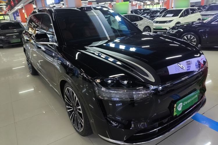 AITO M9 2024 — 3