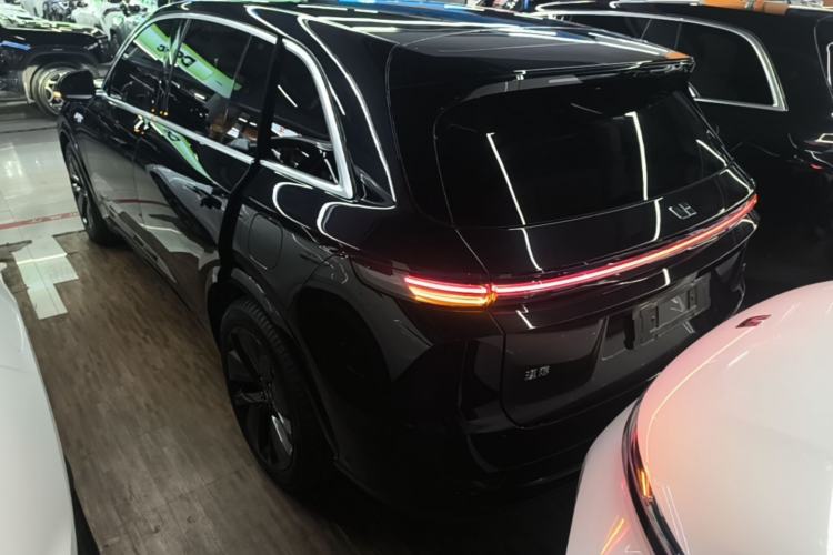 Li Auto L7 2024 — 4