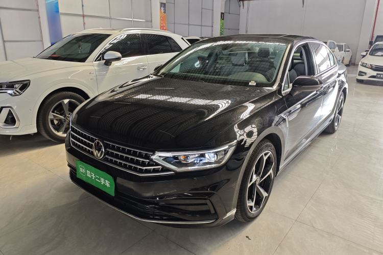 Volkswagen Magotan 2026 — фото 1