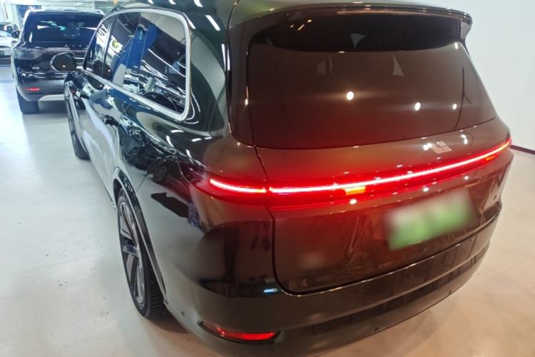 Li Auto L9 2023 — 4