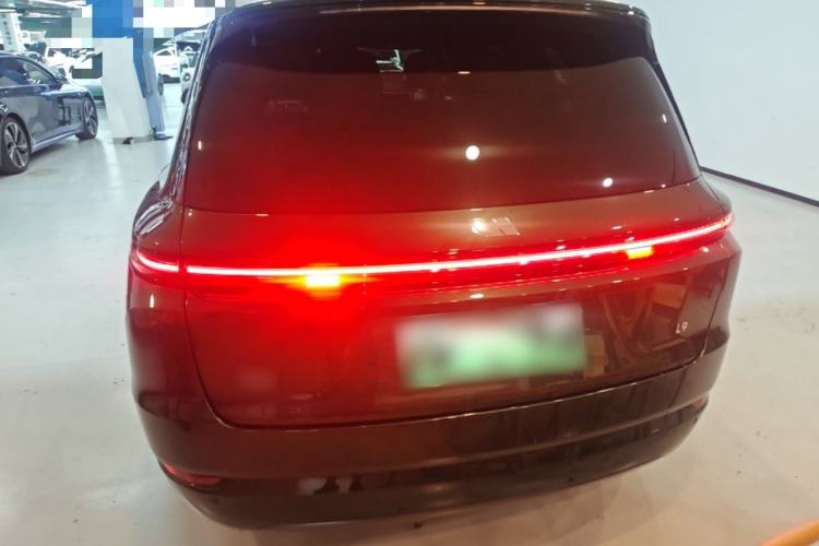 Li Auto L9 2023 — 5