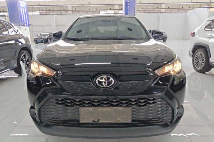 Toyota Corolla Cross 2022 — фото 2