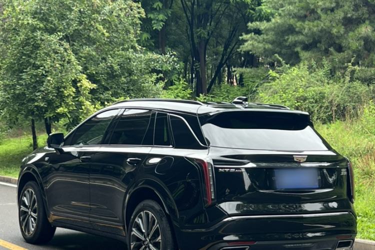 Cadillac XT5 2025 — фото 3