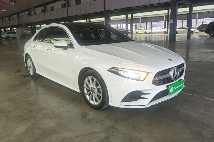 Mercedes-Benz A 200 L 2020 — фото 3
