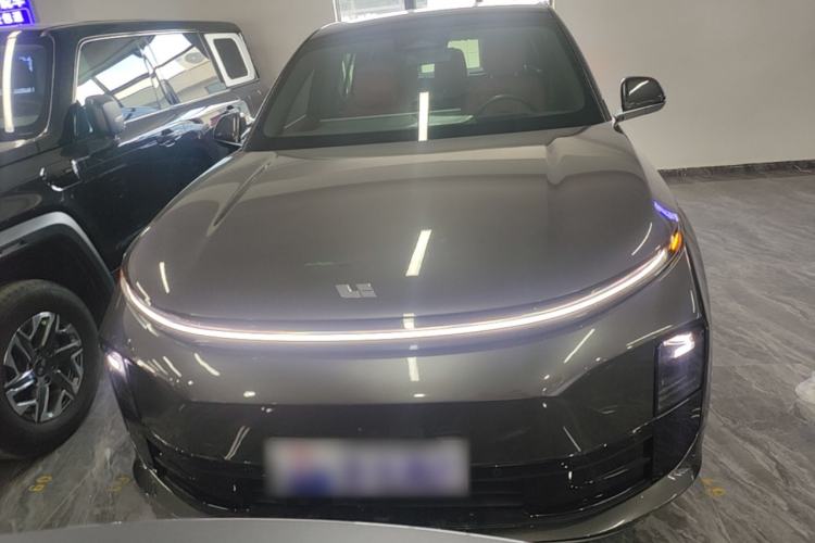 Li Auto L6 2024 — 2