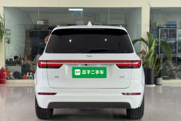 Li Auto ONE 2021 — 5