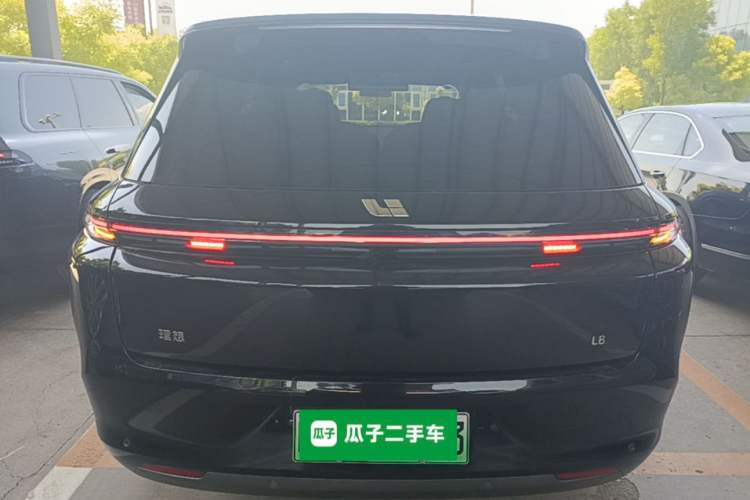 Li Auto L8 2025 — 5