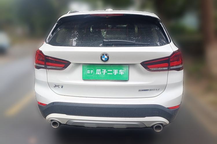 BMW X1 2022 — фото 3