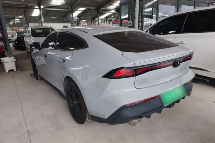 ChangAn UNI-V 2023 — 4