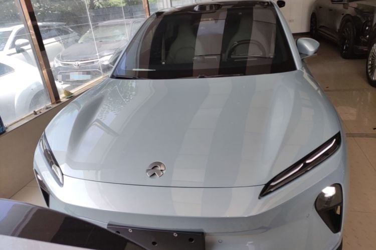 NIO ET5 2022 — 2
