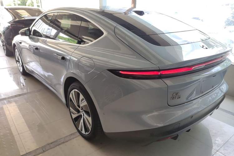 NIO ET5 2022 — 4