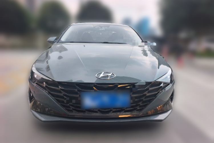 Hyundai Elantra 2021 — фото 2