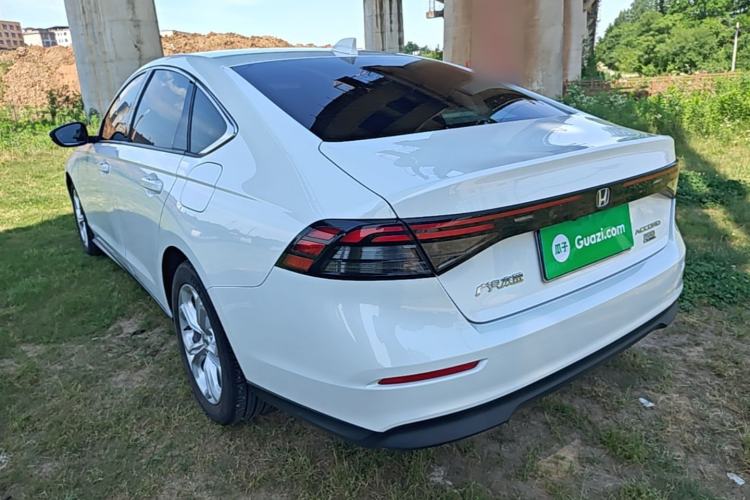Honda Accord 2024 — 4