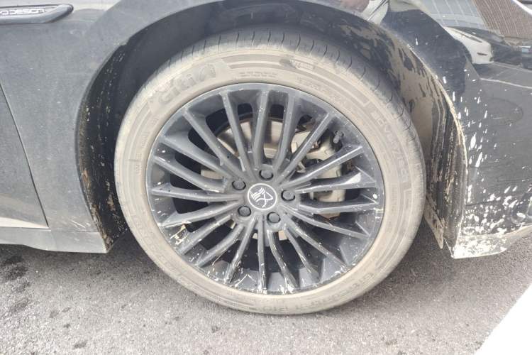 BYD Han 2023 — 5