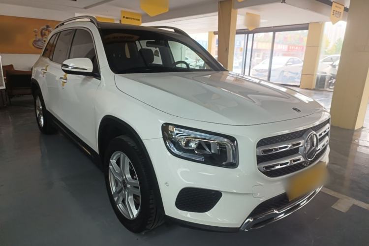 Mercedes-Benz GLB 220 2023 — 3