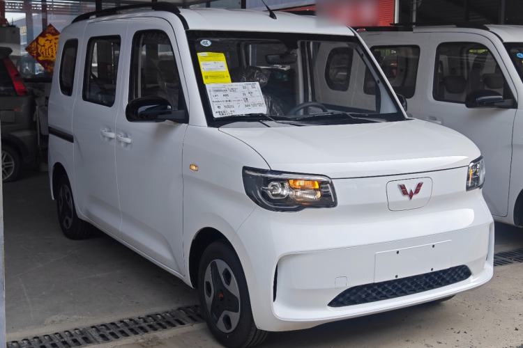 Wuling Zhiguang 2025 — 3