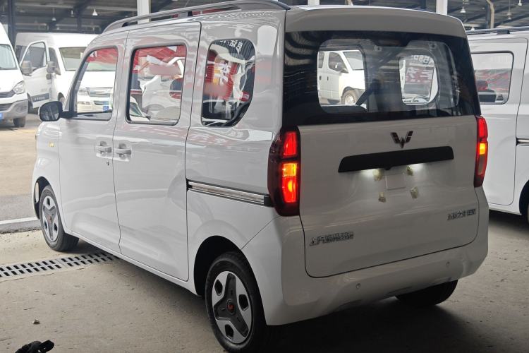 Wuling Zhiguang 2025 — 4