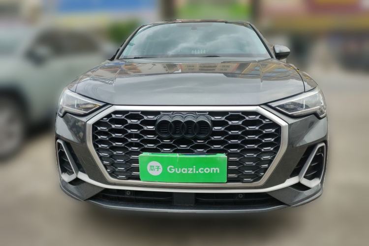 Audi q3 sportback 2022 — фото 2